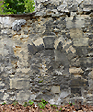 Ancienne porte désormais murée